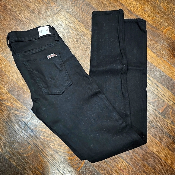 Hudson Jeans Pants - Nwot black Hudson jeans Midrise Nico super skinny